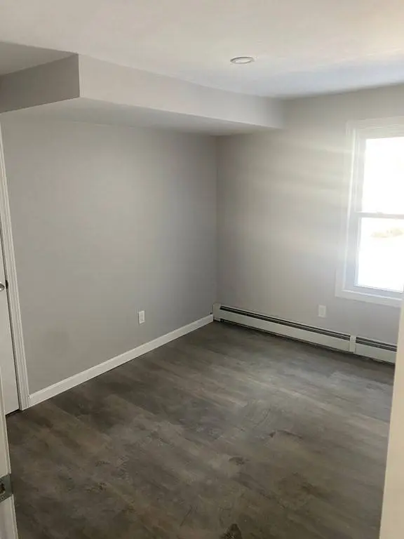 278 Crescent St, Athol, MA 01331