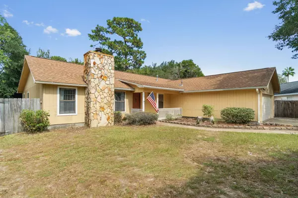 124 Meadow Woods Lane, Niceville, FL 32578