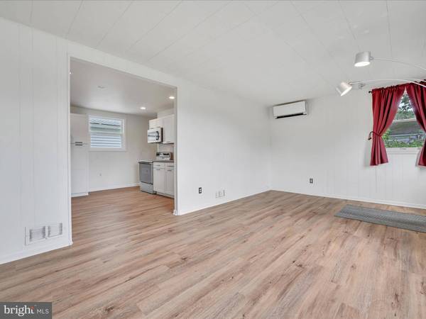 307 COLLEGE HILL RD, Enola, PA 17025