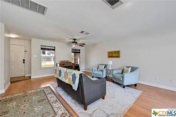 360 Carolyns WAY, Buda, TX 78610