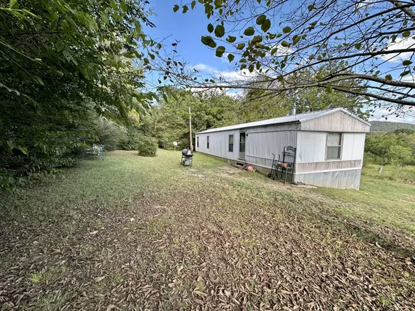 175 Flatt Rock Rd, Lebanon, TN 37090