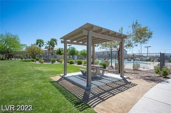 4437 Dover Straight Street #201, Las Vegas, NV 89115