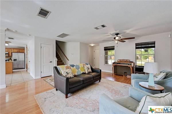 360 Carolyns WAY, Buda, TX 78610