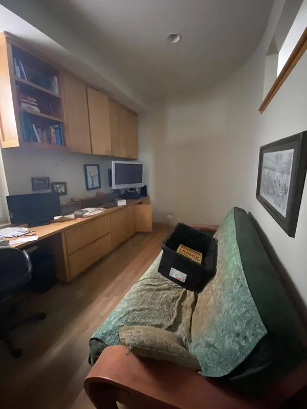 1022 N Winchester Avenue, Chicago, IL 60622