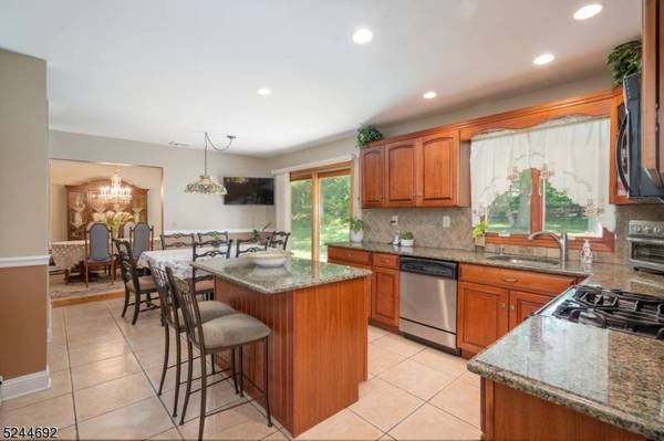 128 Konner Ave, Montville Twp., NJ 07058