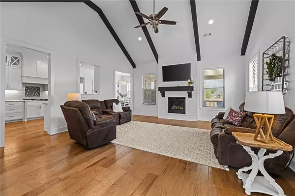 1602 Ridgewood Avenue, Lowell, AR 72745