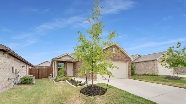 2830 Highgarden Trail, Crandall, TX 75114