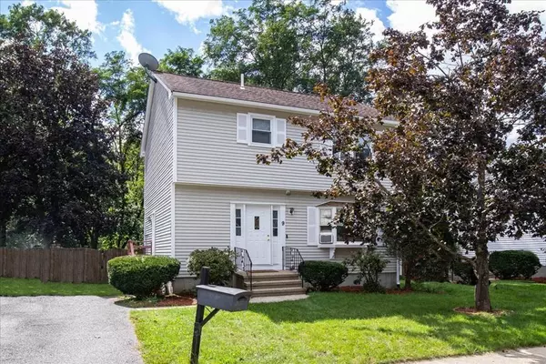 9 Stonecrest Rd, Boston, MA 02126