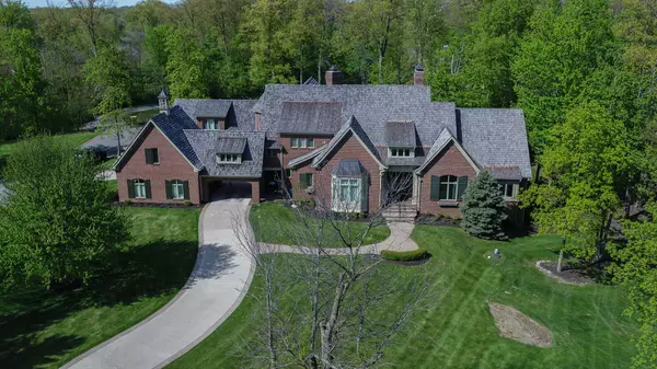 405 Breakwater DR, Fishers, IN 46037