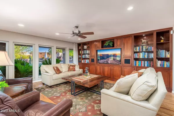 8495 E PEPPER TREE Lane, Scottsdale, AZ 85250