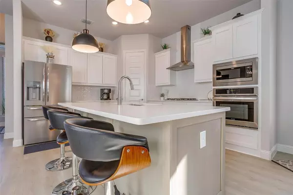 920 Timber Ridge Drive, Justin, TX 76247