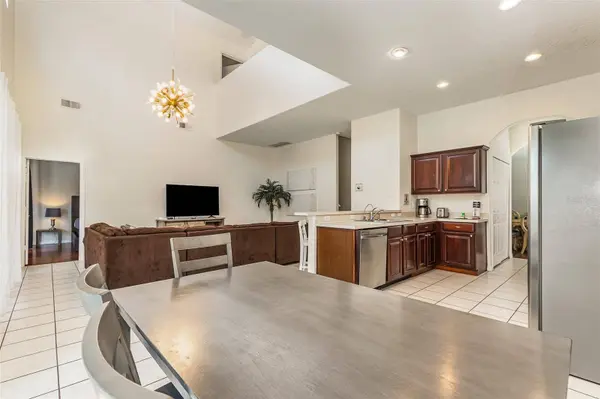 16656 PALM SPRING DR, Clermont, FL 34714