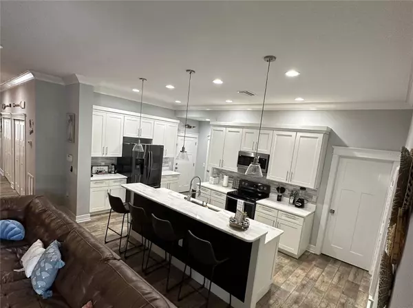 13416 74TH AVE N, Seminole, FL 33776