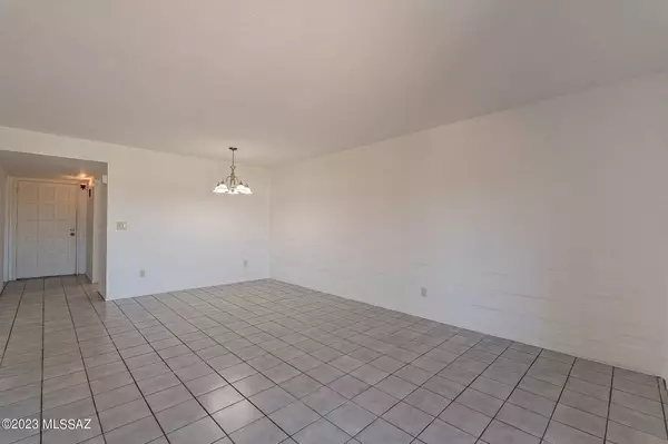 1341 E Fort Lowell Road #F, Tucson, AZ 85719