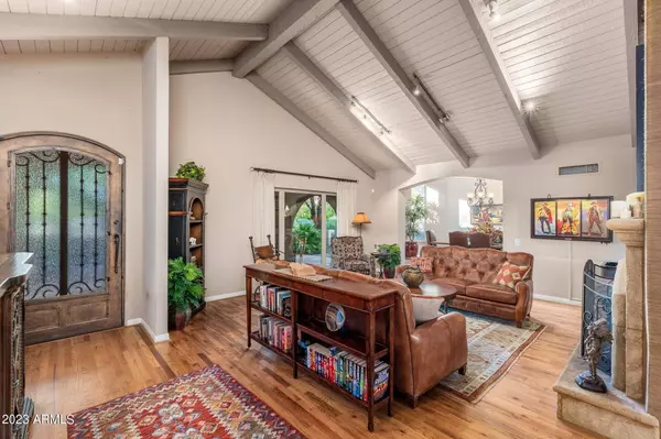 8495 E PEPPER TREE Lane, Scottsdale, AZ 85250