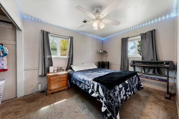 6212 W 2nd ST, Rio Linda, CA 95673