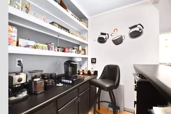 6506 Barry Whitaker PL, Mint Hill, NC 28227