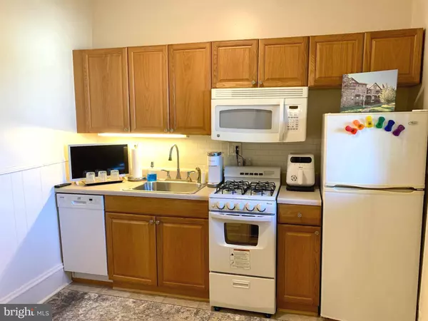 192 N LANSDOWNE AVE #C2, Lansdowne, PA 19050