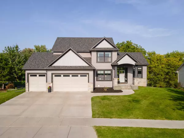 2086 Shannon Oaks BLVD NE, Rochester, MN 55906