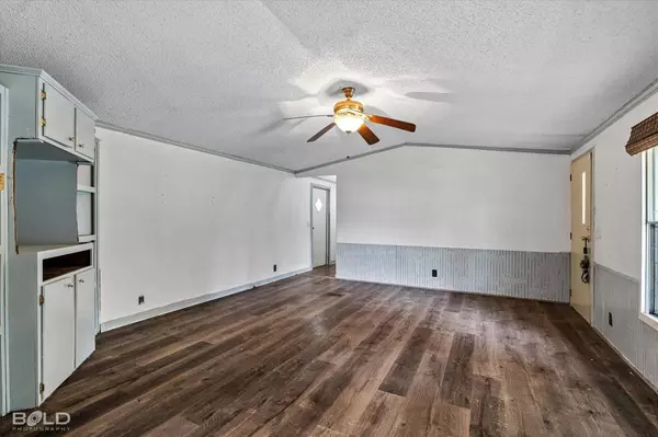 254 Garsee Circle, Frierson, LA 71027