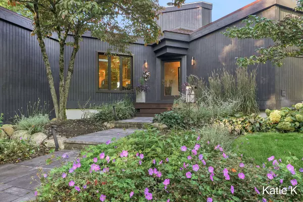 12949 Wilderness Trail, Grand Haven, MI 49417