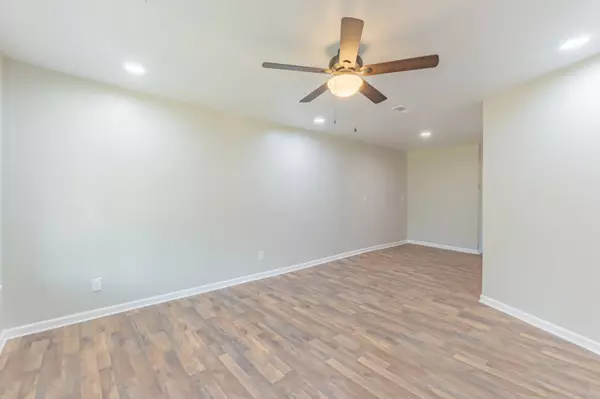 121 Martin St, Mc Minnville, TN 37110