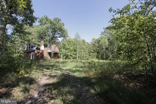 680 CAMBRIDGE ST, Fredericksburg, VA 22405