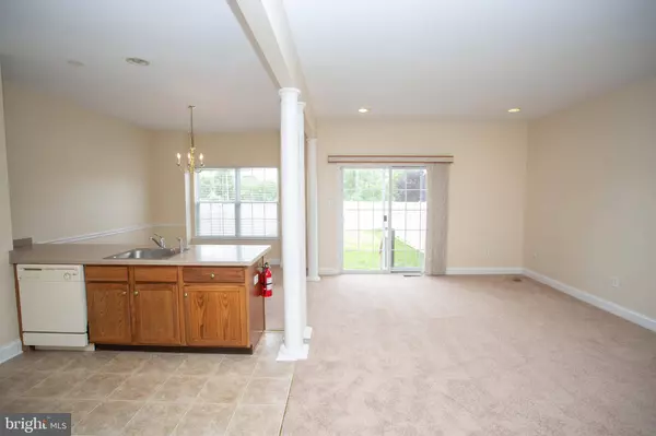 85 GLACIER DR, Berlin, NJ 08009