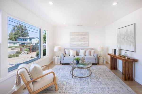 279 La Casa AVE, San Mateo, CA 94403