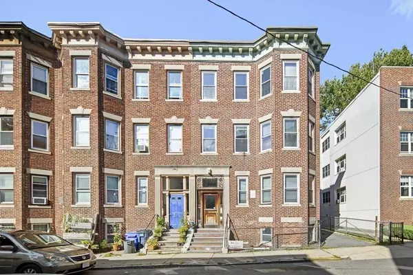 45-45R Holworthy St, Boston, MA 02121