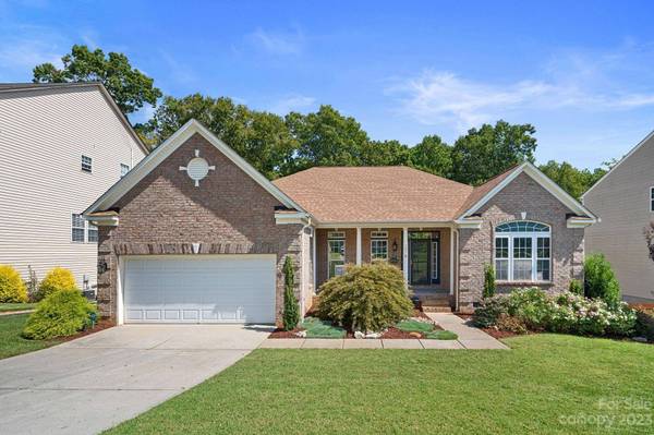 177 Pecan Hills DR, Mooresville, NC 28115