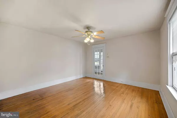 116 CHESTER AVE, West Berlin, NJ 08091