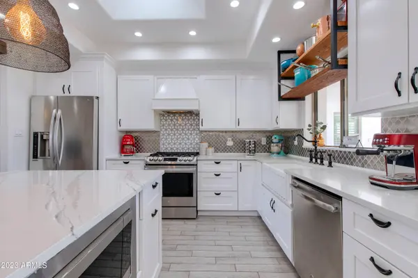 8043 E CLARENDON Avenue, Scottsdale, AZ 85251