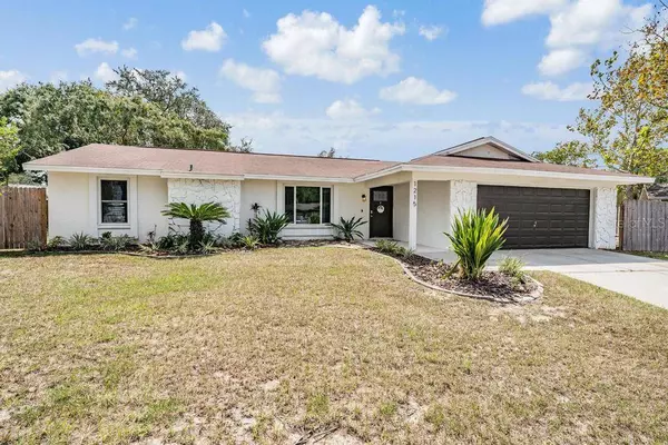 1215 HAWLEY CT, Valrico, FL 33594