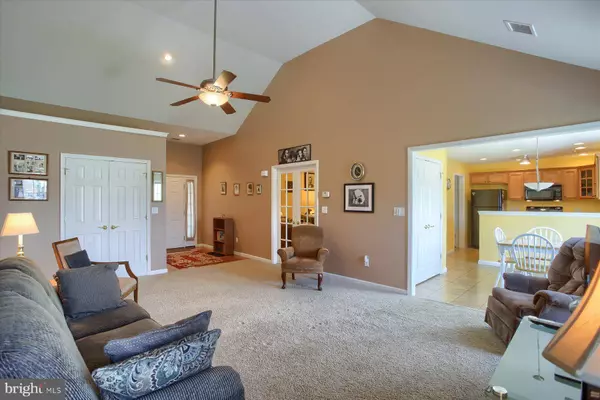 46 BURWICK DR, Mechanicsburg, PA 17050