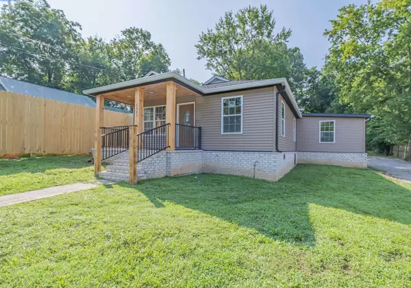 121 Martin St, Mc Minnville, TN 37110