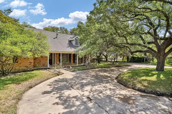 9584 Ash Creek Drive, Dallas, TX 75228