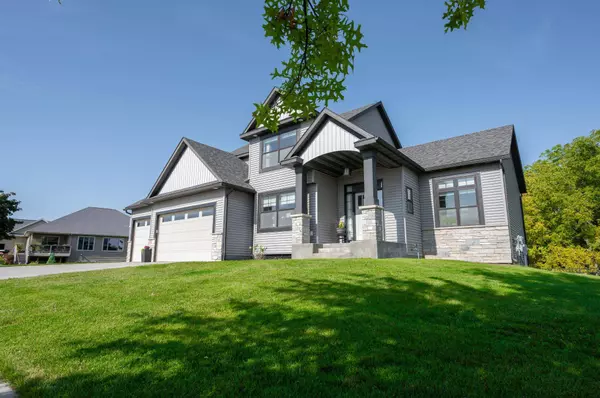 2086 Shannon Oaks BLVD NE, Rochester, MN 55906