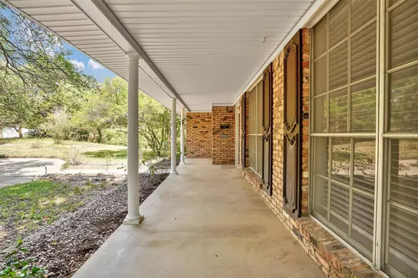 9584 Ash Creek Drive, Dallas, TX 75228