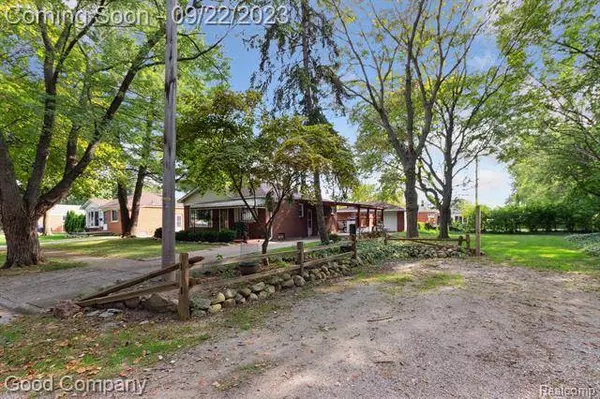 16209 OCEANA Avenue, Allen Park, MI 48101