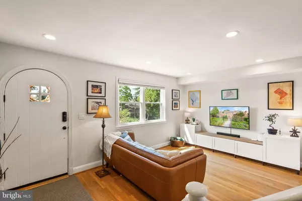 3121 18TH ST NE, Washington, DC 20018