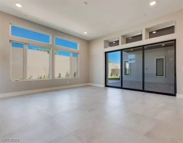 541 Highview Ridge Avenue, Las Vegas, NV 89138