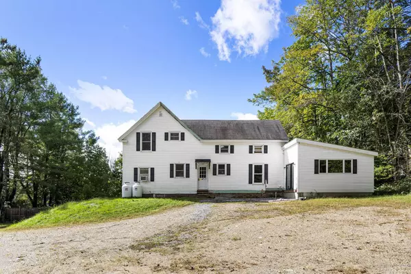 7 Princess Drive, Sabattus, ME 04280