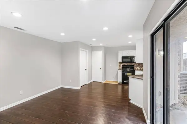 249 Overland Trail, Mesquite, TX 75149