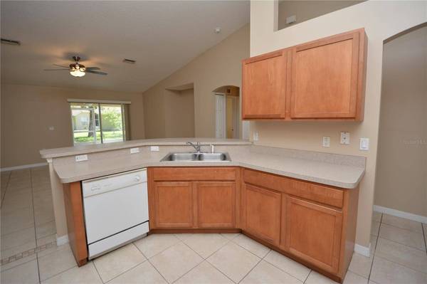 28 RIVERA LN, Palm Coast, FL 32164