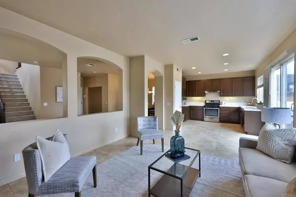 709 Vista Santa Rosalia, San Diego, CA 92154