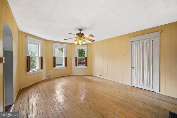 116 CHESTER AVE, West Berlin, NJ 08091