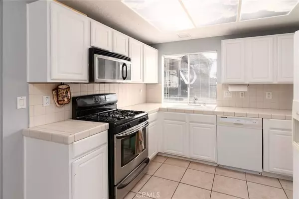 850 Lily WAY, Hemet, CA 92545