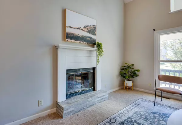 3526 Clearwater Dr, Clarksville, TN 37042