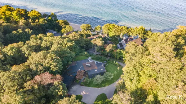 12949 Wilderness Trail, Grand Haven, MI 49417